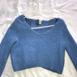 blue thick knit cropped sweater